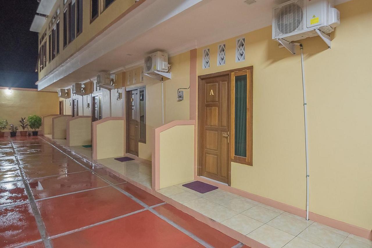 Reddoorz Near Rsud Dr Abdul Aziz Singkawang Hotel Bagian luar foto